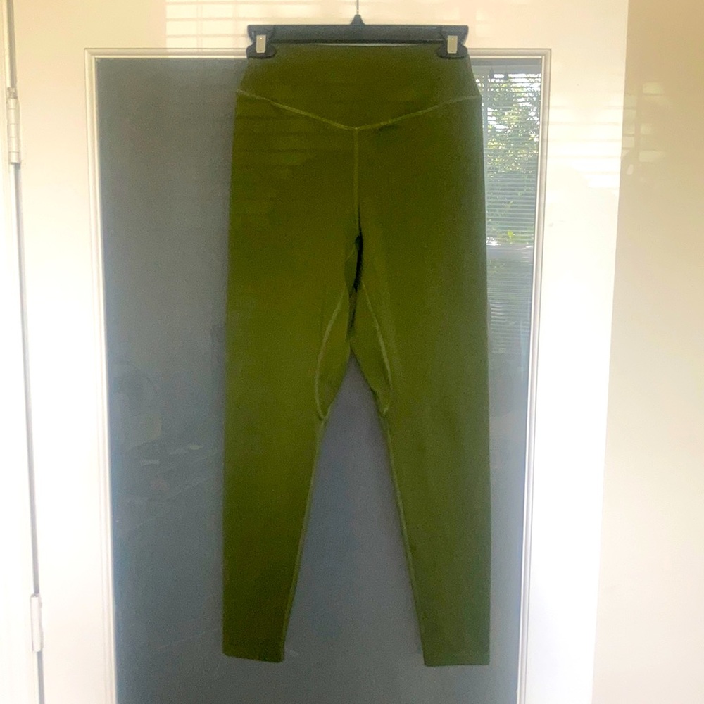 Balance athletica ascend leggings moss